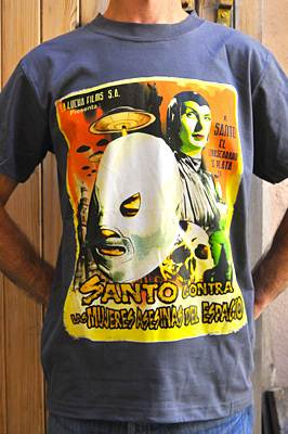 T-shirt catch "Santo contra…"